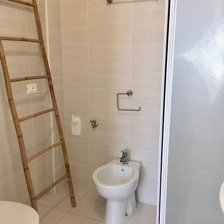 Riva San Vito 1 *